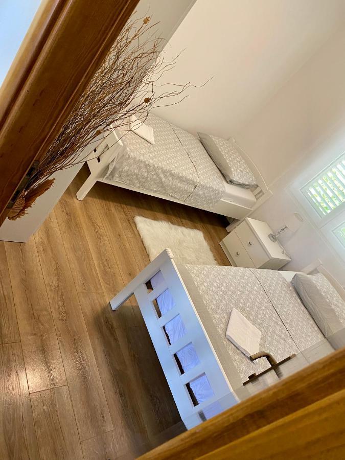 Apartments Sandra, Duboka 22, Duboka, Klek Екстер'єр фото