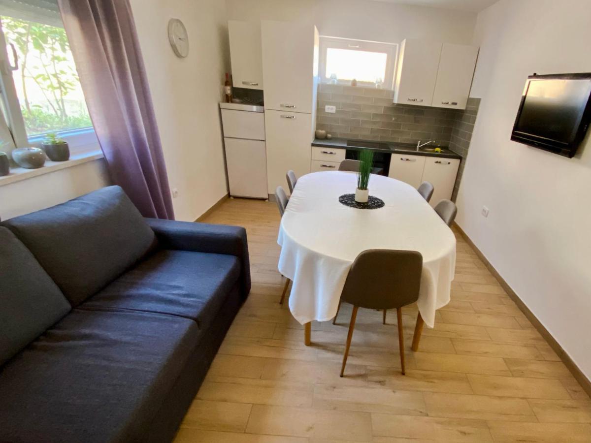 Apartments Sandra, Duboka 22, Duboka, Klek Екстер'єр фото